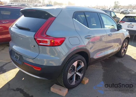 2025 Volvo Xc40 B5 Core Bright Theme из США, поврежденный, VIN YV4L12UJXS2598076